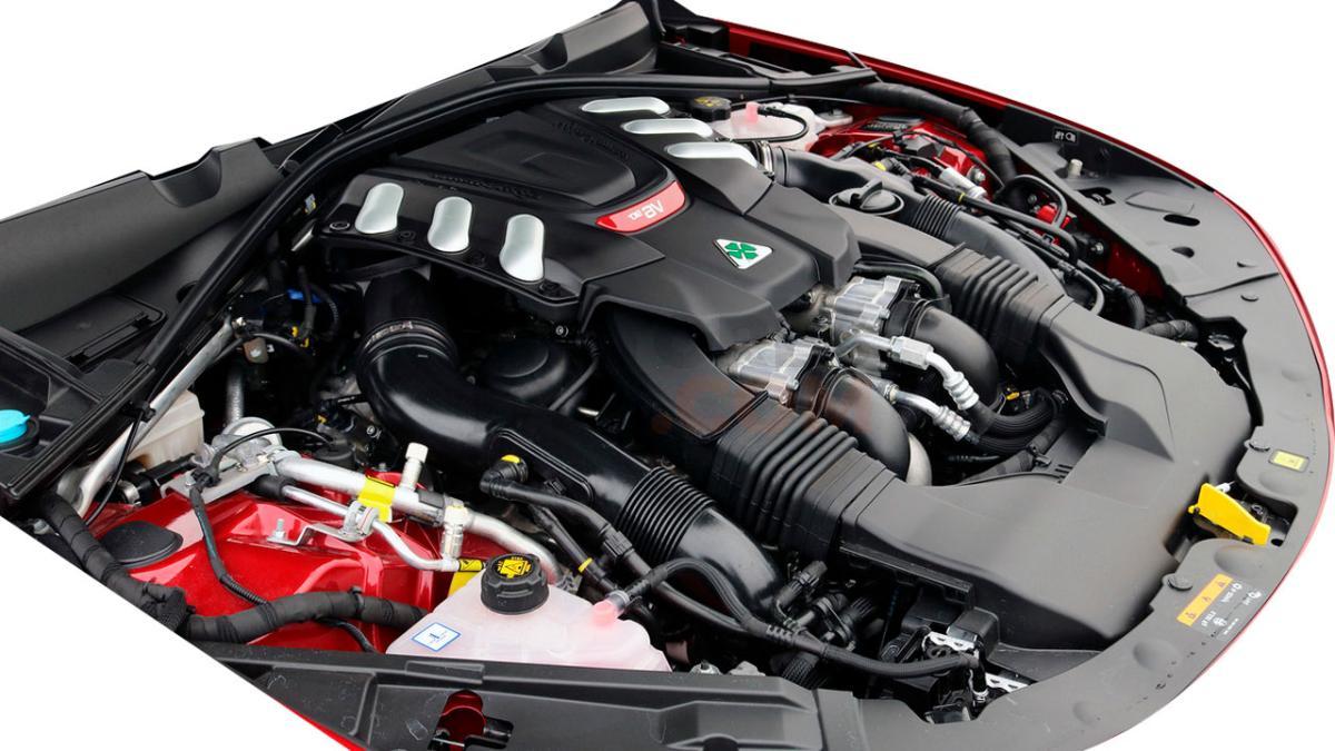 Motor 552 71 040, 552 66 388, 552 68 532 Alfa Romeo Giulia II 2.2 (180 cv)