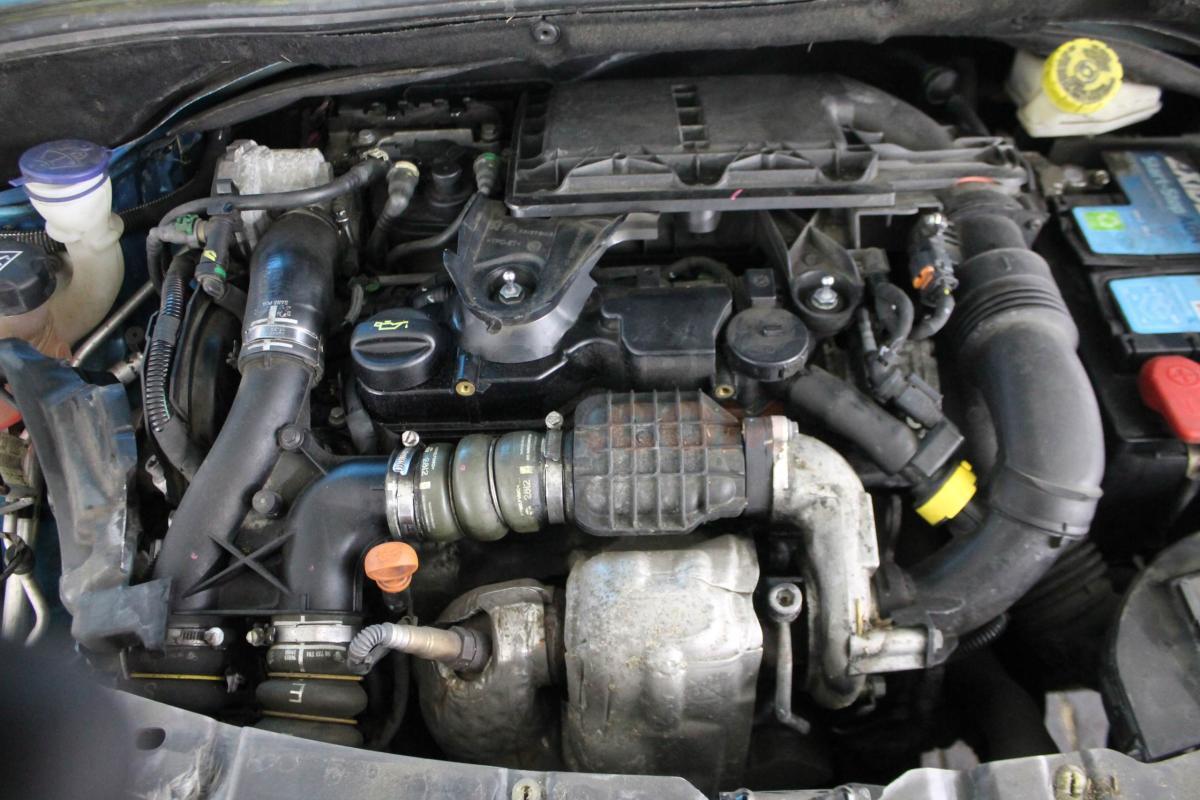 Motor 9HX Ford Focus II Hatchback 1.4 Duratec 16V (80 cv)