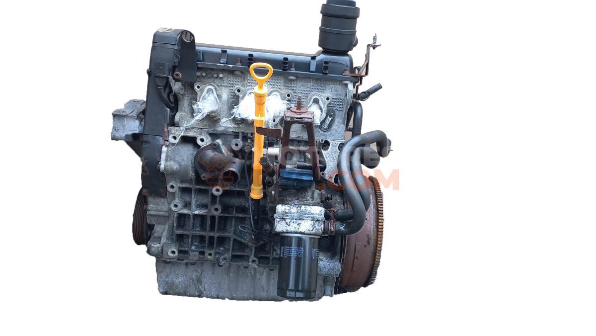 Motor AKL Seat Toledo II (1M2) 1.6 (100 cv)