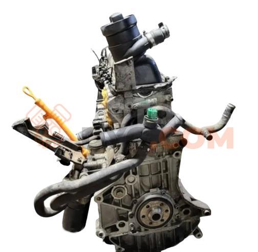 Motor AKL Volkswagen Bora (1J2) 1.6 (100 cv)