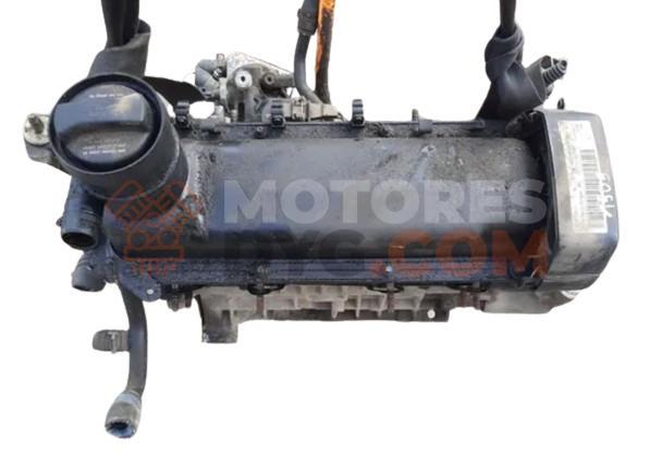 Motor AKL Volkswagen Bora (1J2) 1.6 (100 cv) Automatico