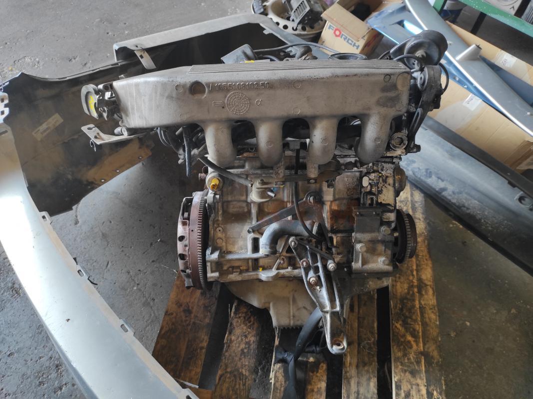 Motor AK06420 Alfa Romeo 164 2.0 T.S. (143 cv)
