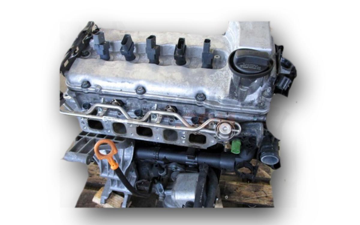 Motor AQN Volkswagen Bora Variant (1J6) 2.3 VR5 (150 cv) 4MOTION