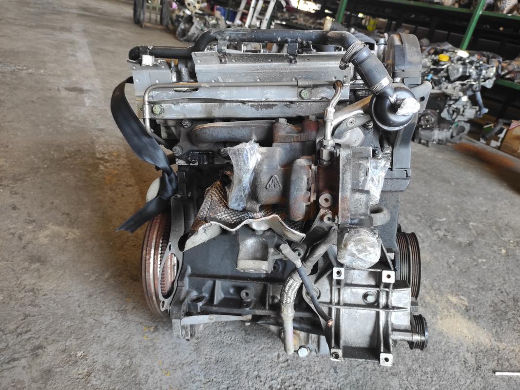 Motor APU Audi A4 Avant (B5) Versión 1999 1.8 20V Turbo (150 cv)
