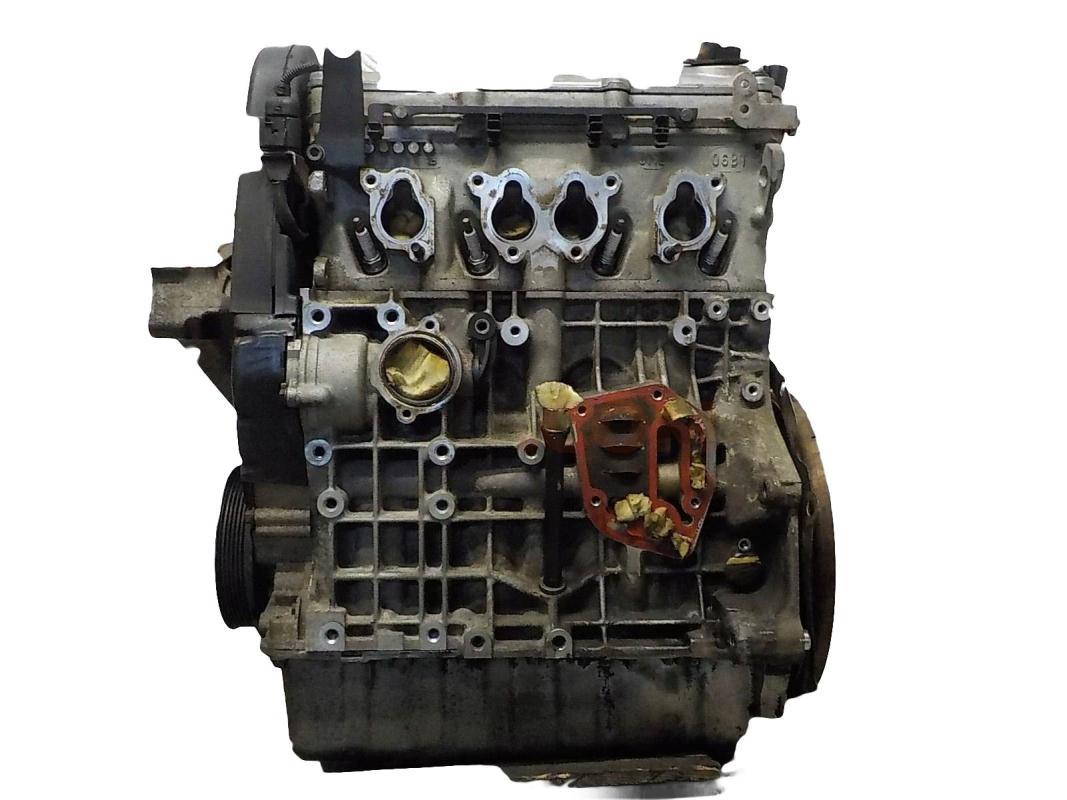 Motor AVU Volkswagen Bora (1J2) 1.6 (102 cv) Automatico