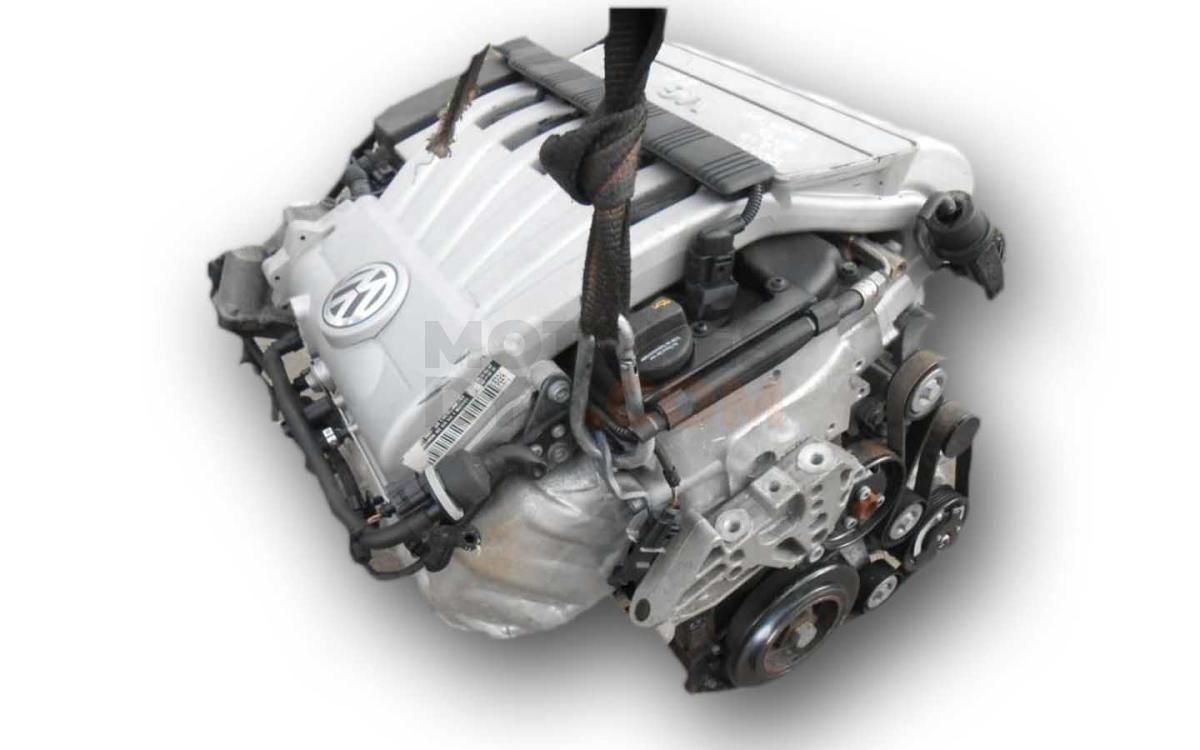 Motor AXZ Volkswagen Passat Variant (B6) 3.2 i V6 24V FSI 4WD (250)