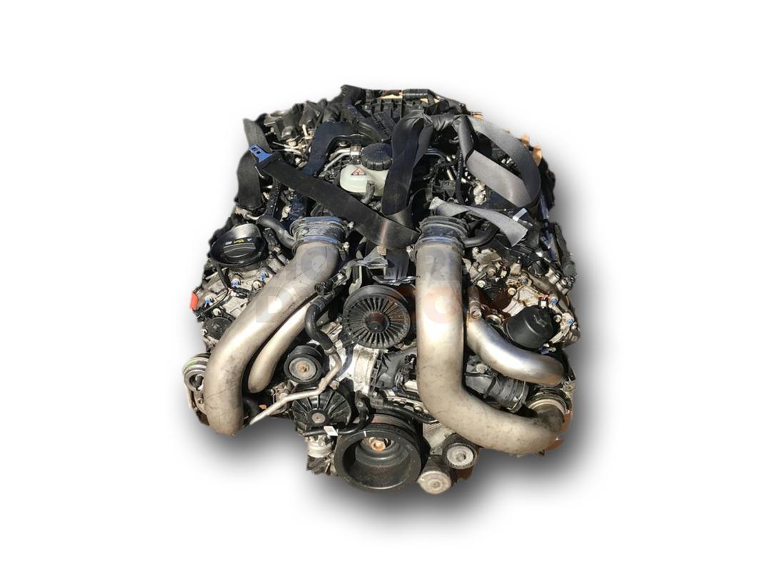 Motor M 157.981 Mercedes Benz Clase E (W212 Versión 2013) AMG E 63 (558 cv) 4MATIC SPEEDSHIFT