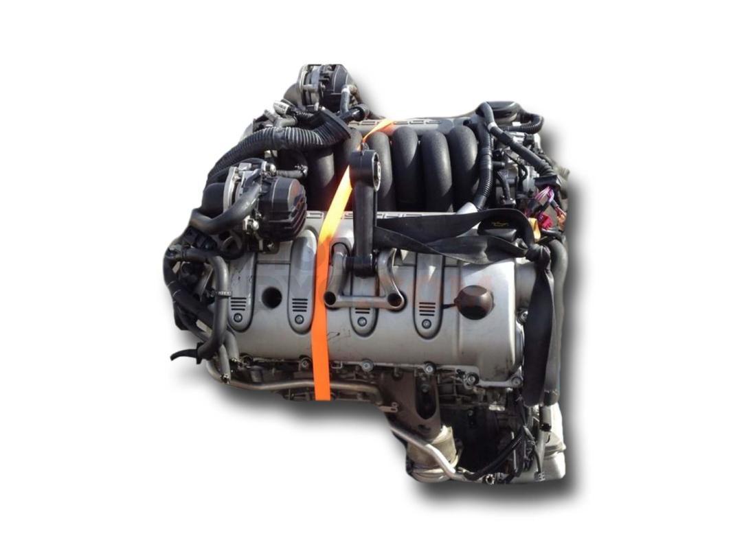 Motor M 18.00 Porsche 918 Spyder .6 V8 (887 cv) Hybrid PDK