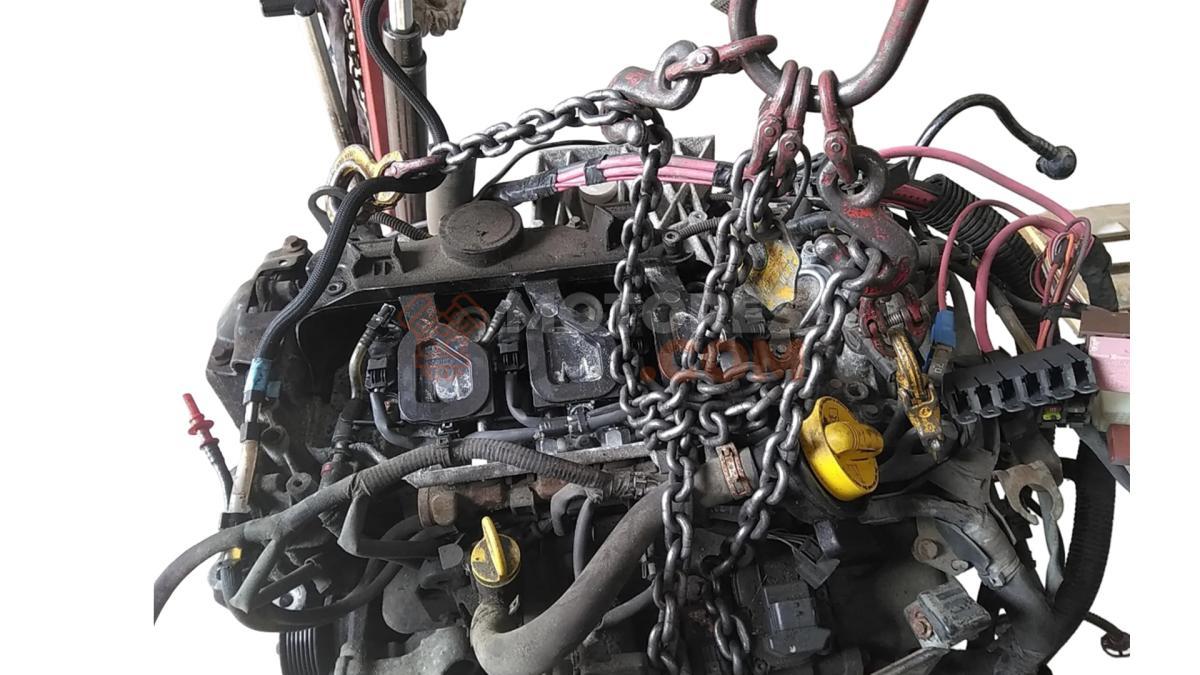 Motor M9R 630 Opel Vivaro A (Versión 2006) 2.0 CDTI (114 cv) DPF Automatico