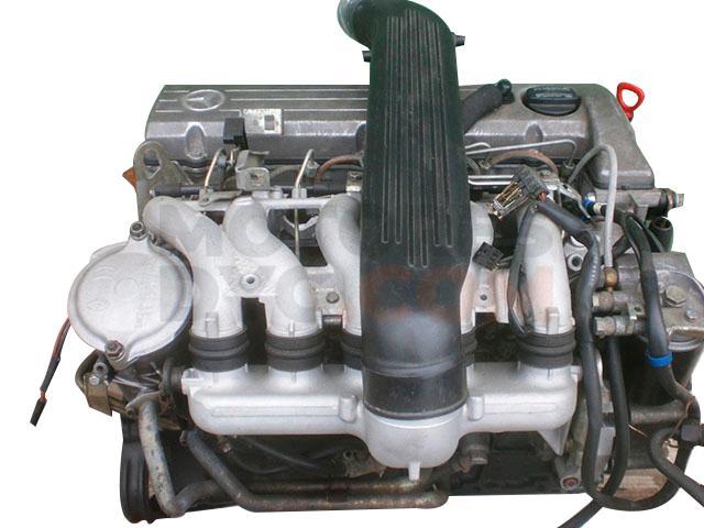 Motor OM 602.980 Mercedes Benz Sprinter 4-t Caja/Chasis (904) 410 D (102 cv)