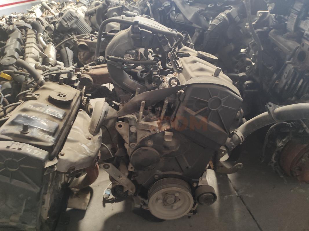 Motor KFX Peugeot 306 (7B) 1.4 SL (75 cv)